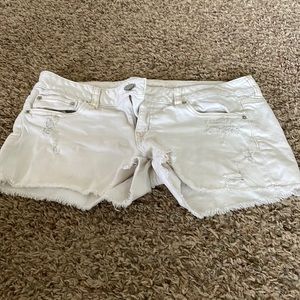 White American Eagle Shorts